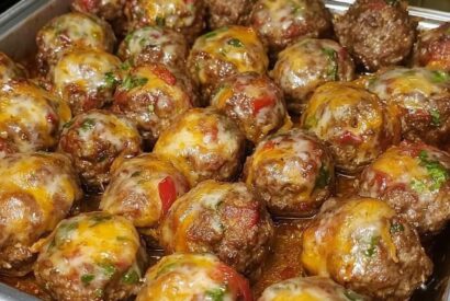 Thumbnail for Cheesy Baked Beef Meatballs