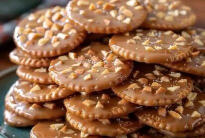 Thumbnail for Caramel Peanut Ritz Cracker Treats