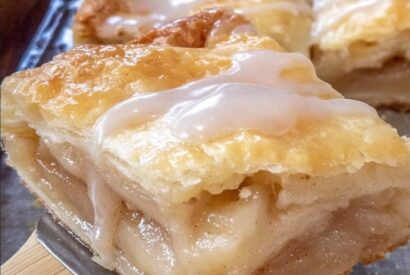 Thumbnail for Chicago-Style Bakery Apple Slices