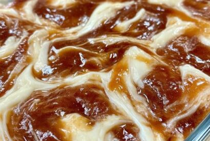 Thumbnail for Cinnabon Cinnamon Cake