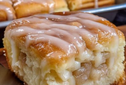 Thumbnail for Chicago-Style Bakery Apple Slices