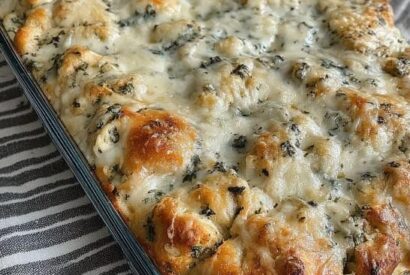Thumbnail for Spinach Artichoke Pull-Apart Bread