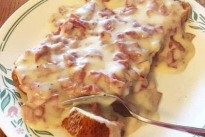 Thumbnail for Nostalgia on a Plate Rediscovering the Comfort of Creamed Chipped Beef on Toast
