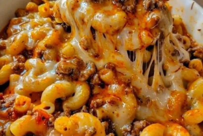 Thumbnail for Cheesy Beef Macaroni Bake 