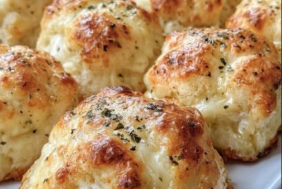 Thumbnail for Baked Garlic Butter Cheese Bombs