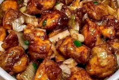 Thumbnail for Delicious Chicken and Green Onion Stir-Fry