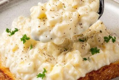 Thumbnail for 5-Ingredient Creamed Eggs on Toast