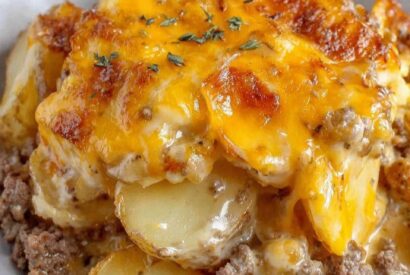 Thumbnail for Cheesy Hamburger Potato Casserole