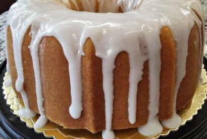Thumbnail for Vanilla Butter Pound Cake