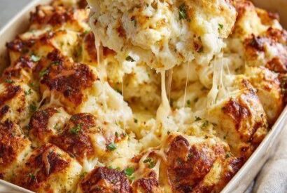 Thumbnail for The Famous 4-Ingredient Cheesy Pull-Apart Bread