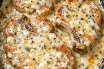 Thumbnail for My sister showed me this lazy weeknight hack and it changed my life. You only need 3 ingredients for the most incredibly juicy, rich gravy covered meat that falls right apart.