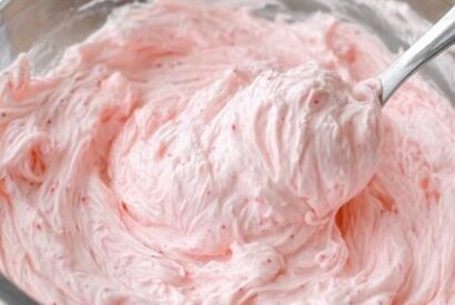 Thumbnail for Strawberry Marshmallow Frosting