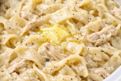 Thumbnail for creamy chicken and noodle recipe