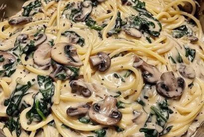 Thumbnail for Creamy Spinach & Mushroom Spaghetti