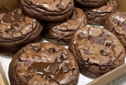 Thumbnail for Cookies Made from Brownie Mix