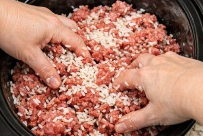 Thumbnail for Easy Slow Cooker Amish Porcupine Meatballs – Hearty Comfort Food for Busy Weeknights