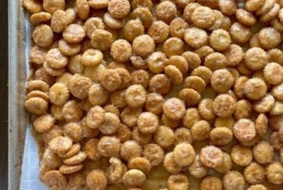 Thumbnail for The BEST Salted Caramel Cracker Bites (Foolproof & Easy Recipe!)