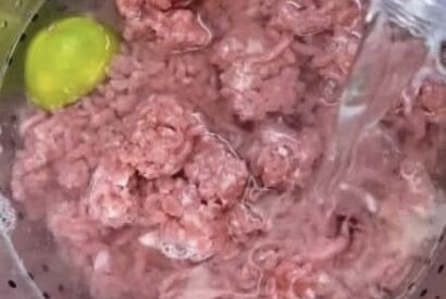 Thumbnail for Should You Wash Ground Beef Before Cooking?