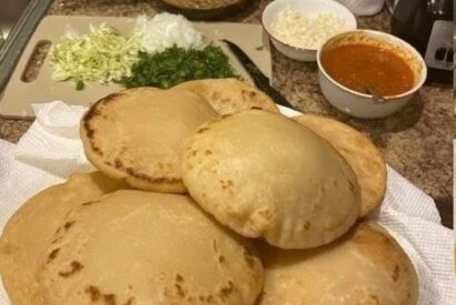 Thumbnail for 3-Ingredient Gorditas Infladas