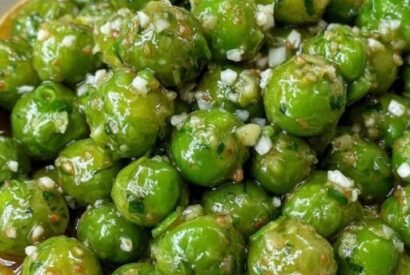 Thumbnail for 3-Ingredient Buttered Sweet Peas